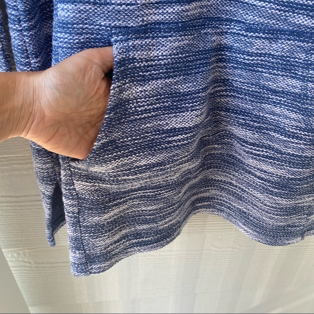 LIZ CLAIBORNE WEEKEND V Neck Pullover - Picture 3 of 10
